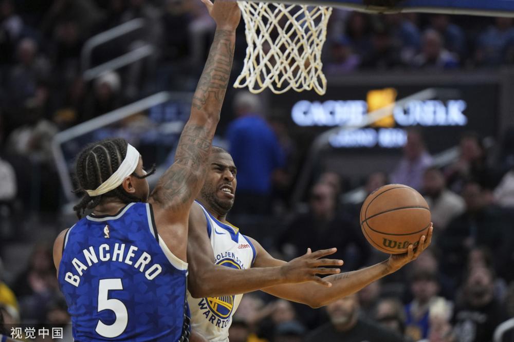 村里的许多 村里的许多