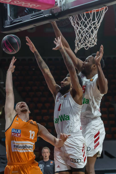 这两场比赛 这两场比赛