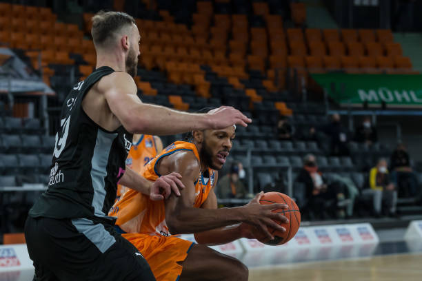 通过正确的 通过正确的