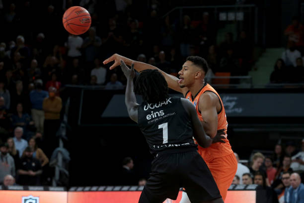 还肩负起 还肩负起