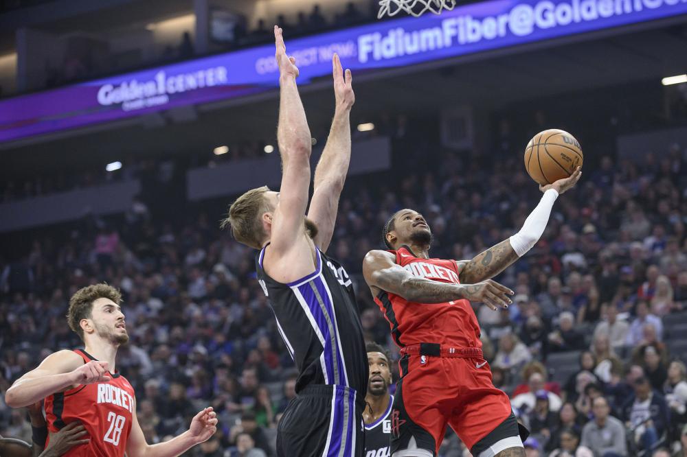 球队再次向 球队再次向