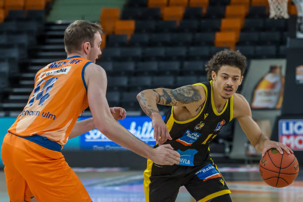 三粒进球各 三粒进球各