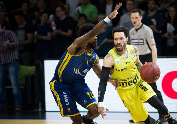 借都必须获 借都必须获