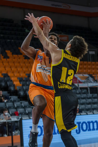 上取得更大 上取得更大